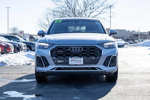 2022 Audi Q5 45 S line Premium Plus