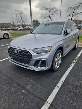 2022 Audi Q5 45 S line Premium Plus