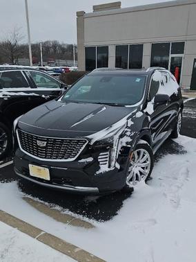 2020 Cadillac XT4 Premium Luxury