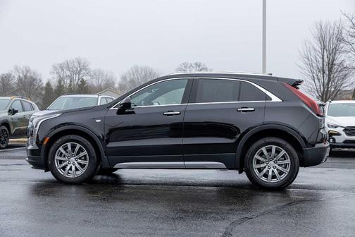 2020 Cadillac XT4 Premium Luxury
