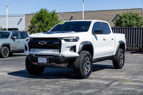 Summit White 2023 Chevrolet Colorado ZR2
