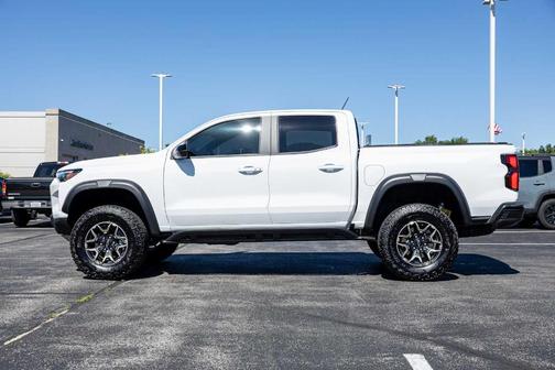 Summit White 2023 Chevrolet Colorado ZR2