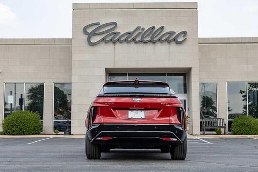 2024 Cadillac LYRIQ Luxury