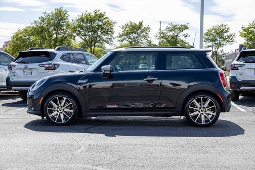 2023 MINI SE Hardtop Cooper
