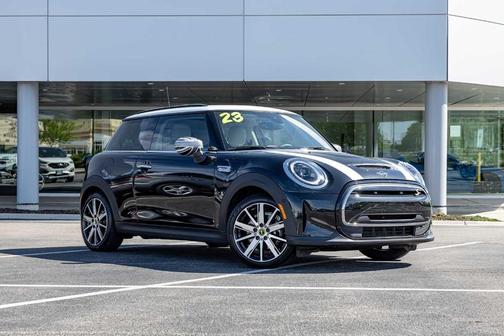 2023 MINI SE Hardtop Cooper