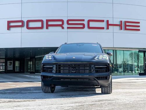 2026 Porsche Cayenne AWD