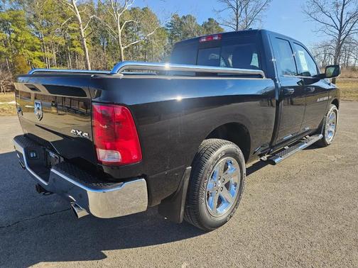 2012 RAM 1500 4WD Quad Cab 140.5'' Big Horn