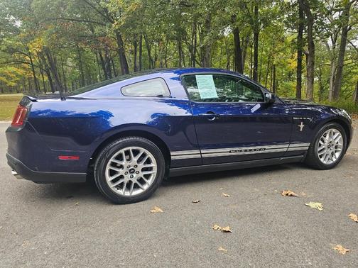 2012 Ford Mustang V6 Premium