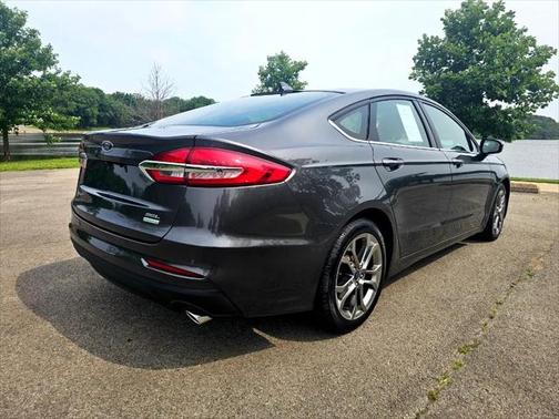 2020 Ford Fusion SEL FWD