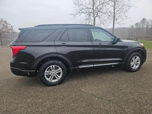 2022 Ford Explorer XLT 4WD