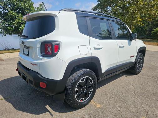 2017 Jeep Renegade Trailhawk