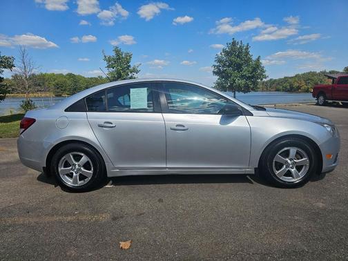 2014 Chevrolet Cruze LS