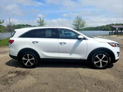 2017 Kia Sorento EX