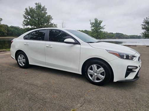 2021 Kia Forte FE