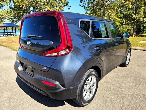 2020 Kia Soul S IVT