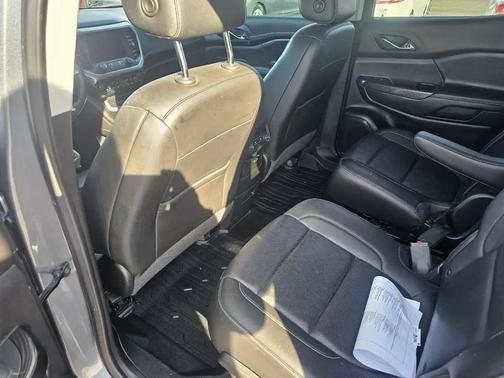 2021 GMC Acadia AWD 4dr SLT