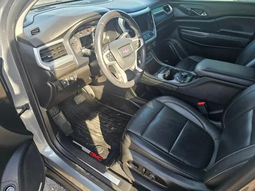 2021 GMC Acadia AWD 4dr SLT