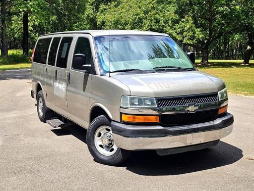 2003 Chevrolet Express 3500 Base
