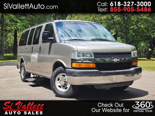 2003 Chevrolet Express 3500 Base