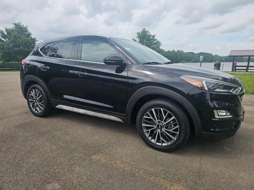 Black 2020 Hyundai TUCSON Limited AWD