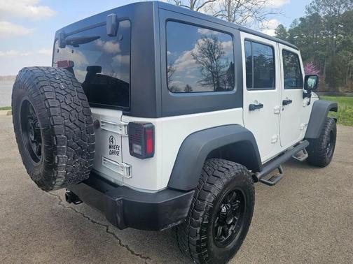 2017 Jeep Wrangler Unlimited Willys Wheeler 4x4