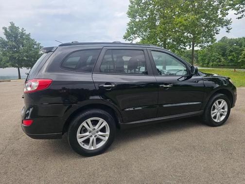 Phantom Black Metallic 2010 Hyundai SANTA FE Limited