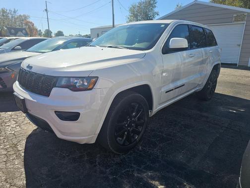 2017 Jeep Grand Cherokee Altitude