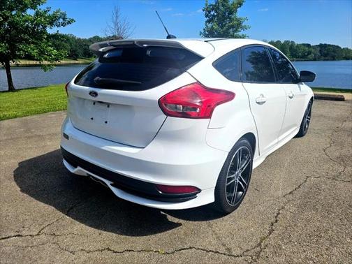 2017 Ford Focus ST ST