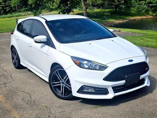 2017 Ford Focus ST ST