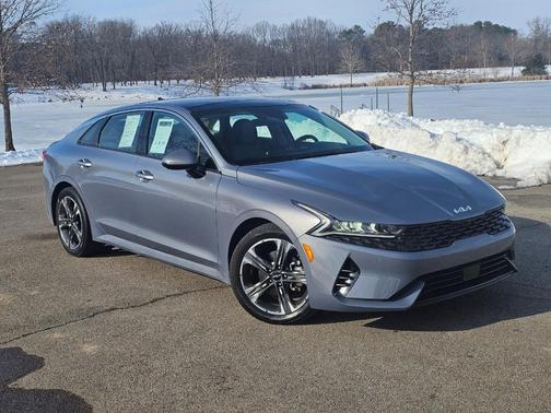 2022 Kia K5 EX Auto FWD