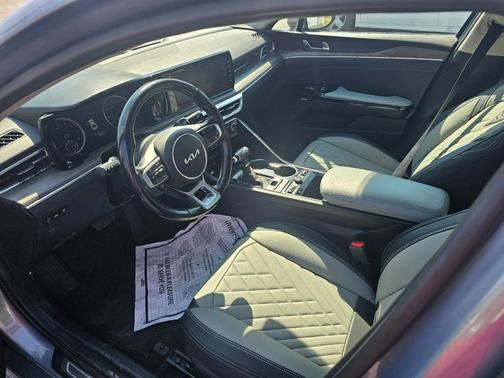 2022 Kia K5 EX Auto FWD