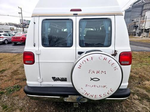 1994 Dodge Ram Van B250 109'' WB