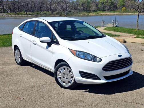 2018 Ford Fiesta S Sedan