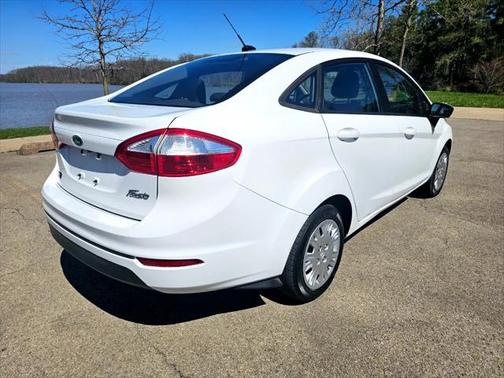 2018 Ford Fiesta S Sedan