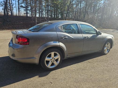 2013 Dodge Avenger 4dr Sdn SE