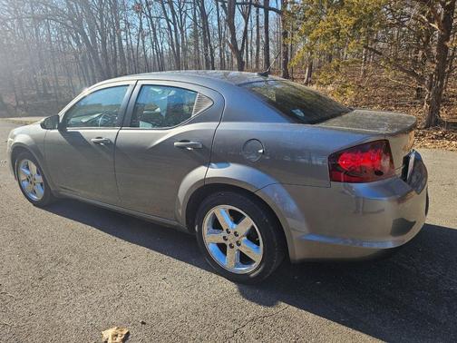 2013 Dodge Avenger 4dr Sdn SE