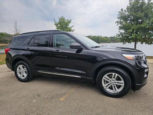 2021 Ford Explorer XLT 4WD