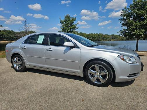 2011 Chevrolet Malibu 2LT