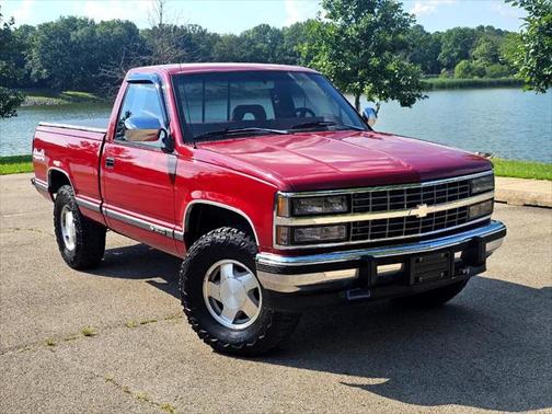 1992 Chevrolet 1500 Reg Cab 117.5'' WB 4WD