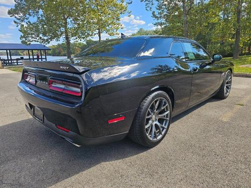 2016 Dodge Challenger SRT 392