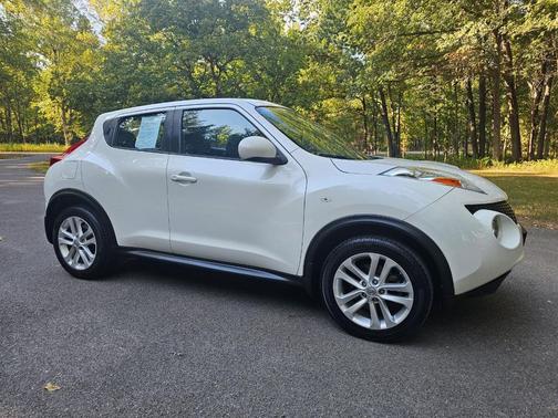 2014 Nissan Juke 5dr Wgn CVT S FWD