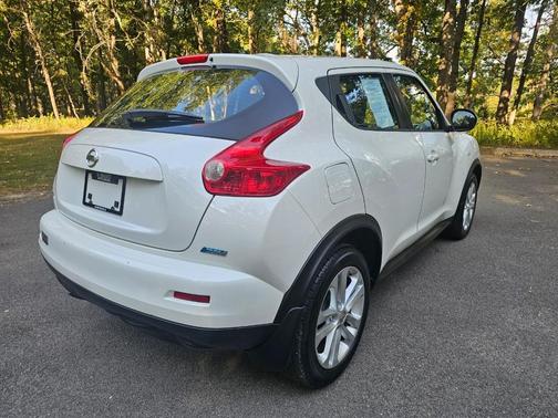 2014 Nissan Juke 5dr Wgn CVT S FWD