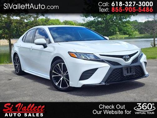 2019 Toyota Camry SE