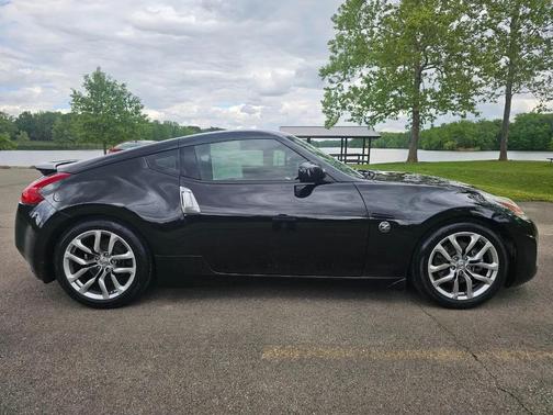 Magnetic Black 2014 Nissan 370Z Base