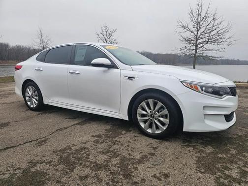 2018 Kia Optima LX