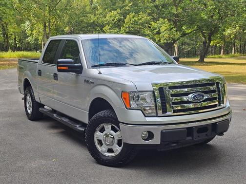 2010 Ford F-150 XLT SuperCrew