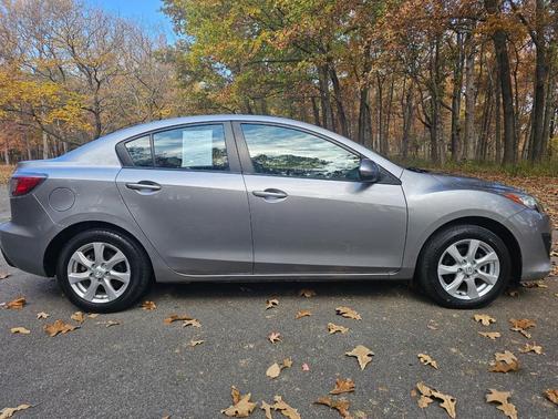 2010 Mazda Mazda3 i Touring