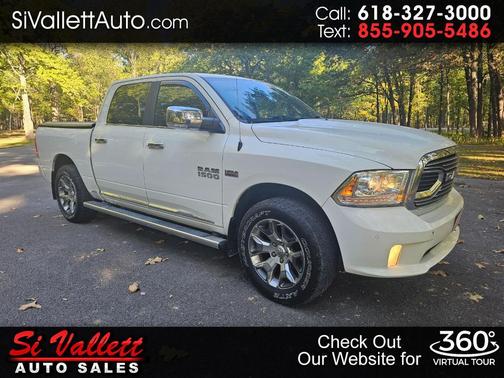 2017 RAM 1500 4WD Crew Cab 140.5'' Limited
