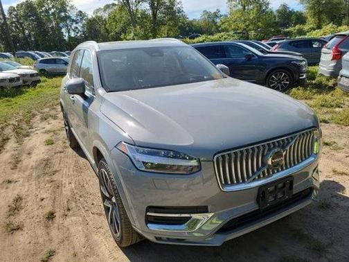 2024 Volvo XC90 B6 Ultimate Bright Theme 6-Seater