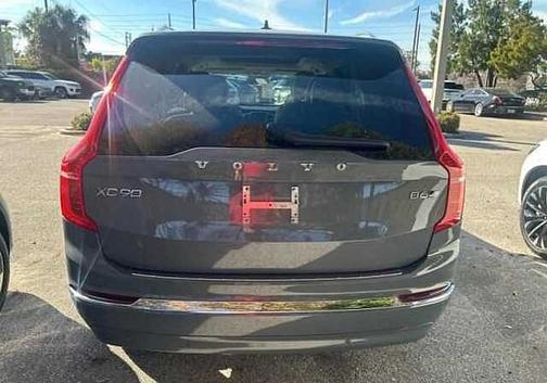 2023 Volvo XC90 Plus